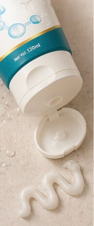 Umora Glutathione Facewash